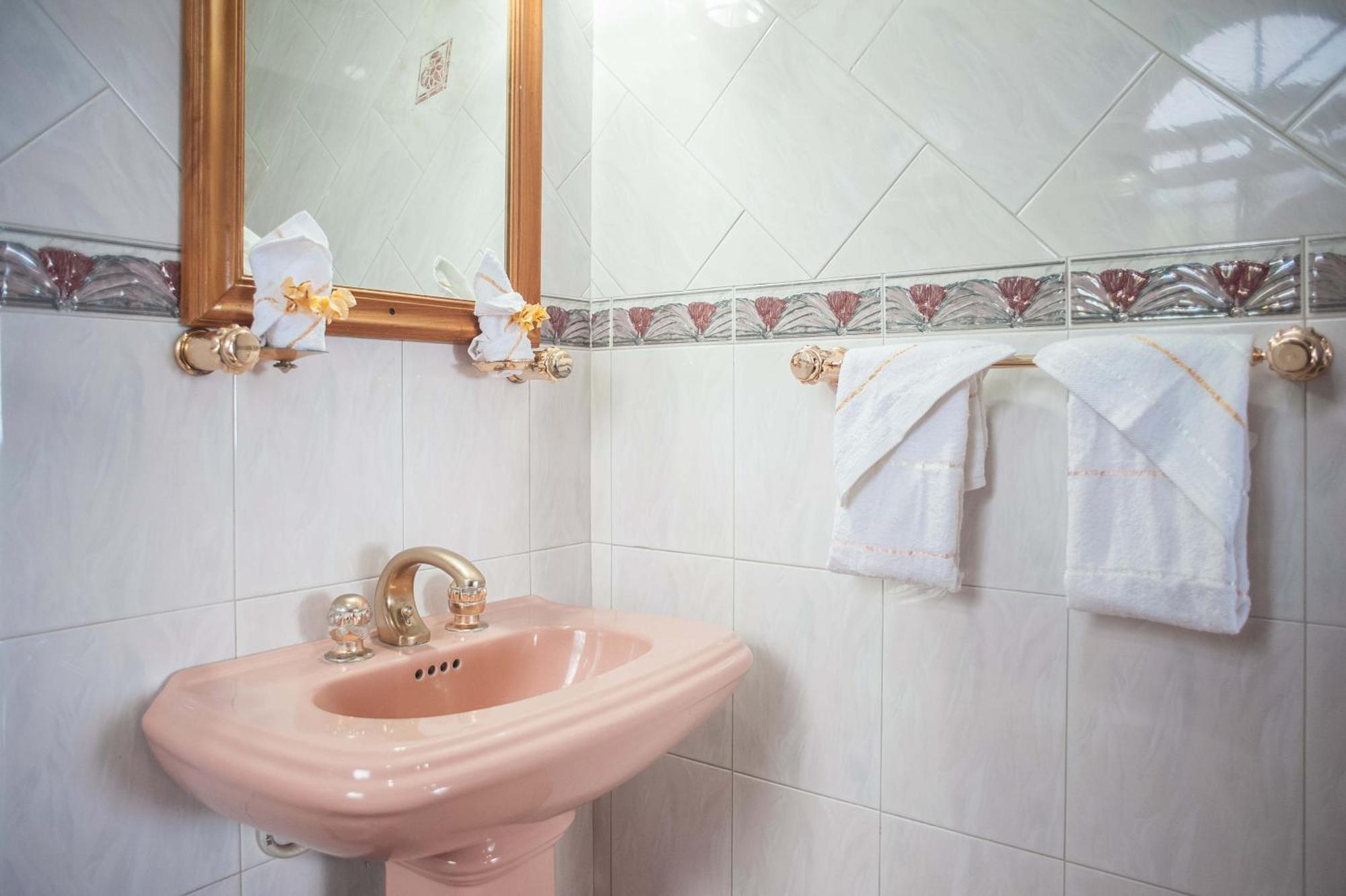 Clarridge View Guesthouse Montego Bay Luaran gambar