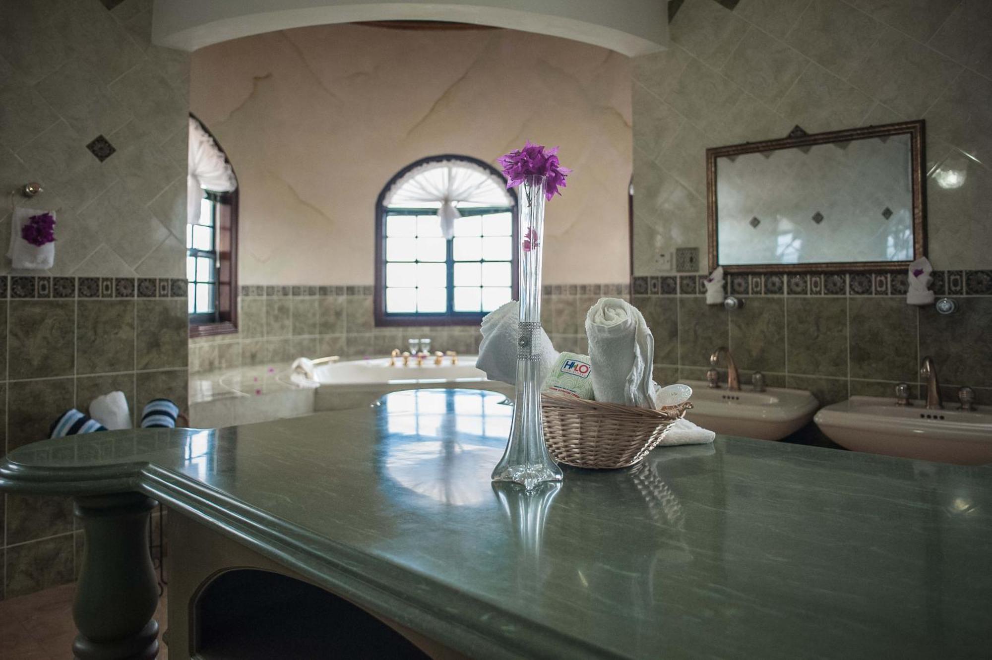 Clarridge View Guesthouse Montego Bay Luaran gambar