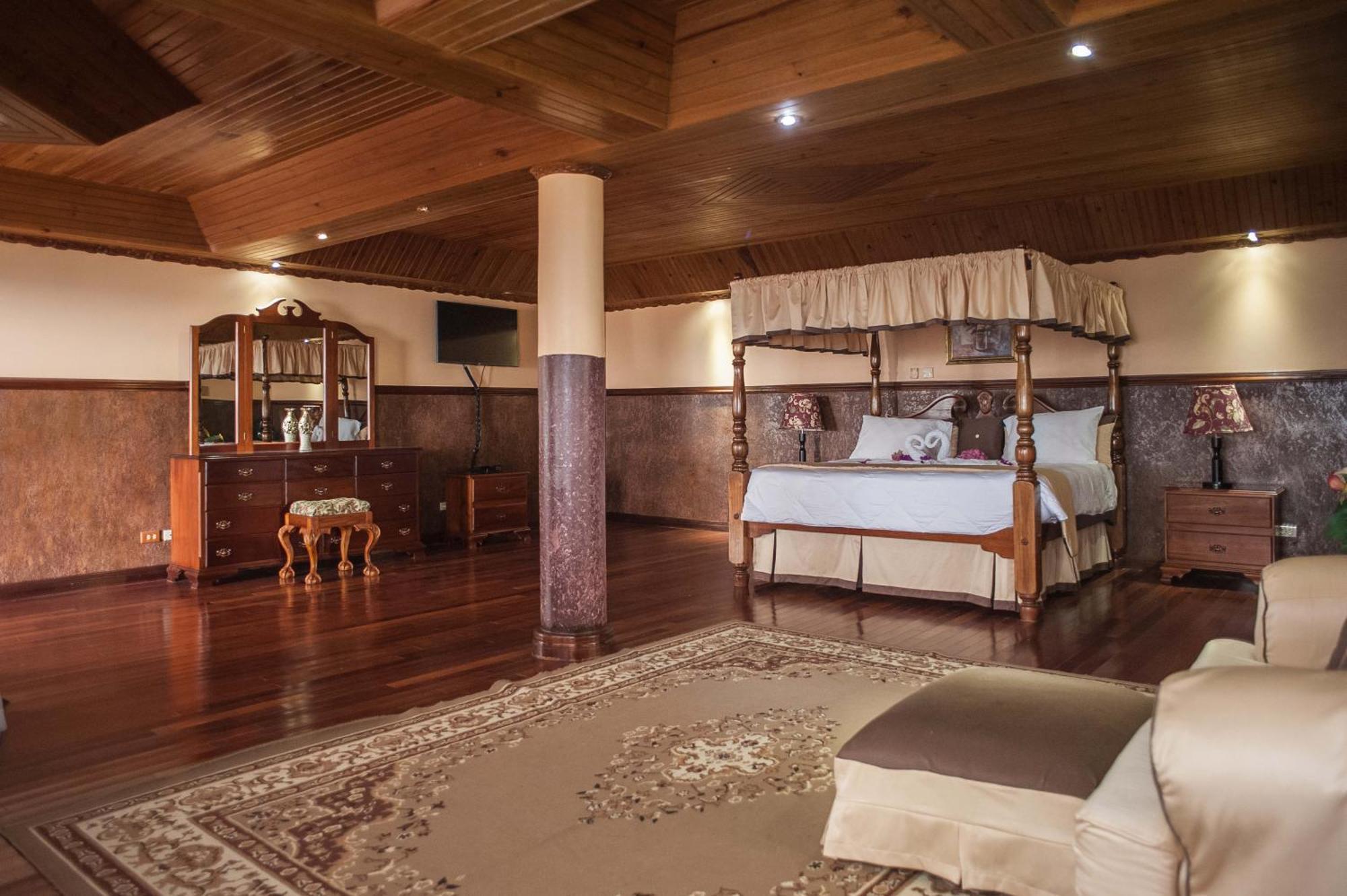 Clarridge View Guesthouse Montego Bay Luaran gambar